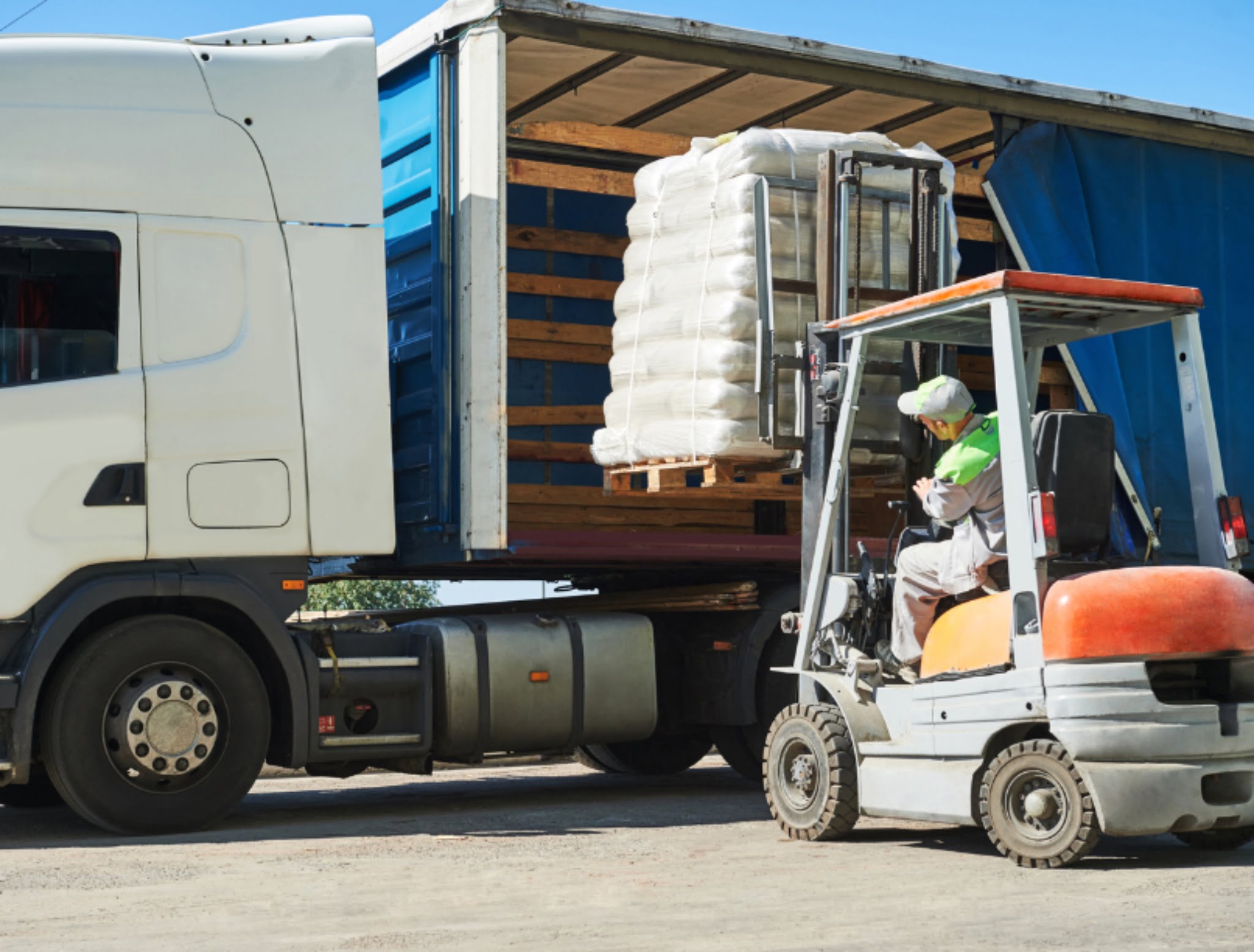 pallet-courier-contract